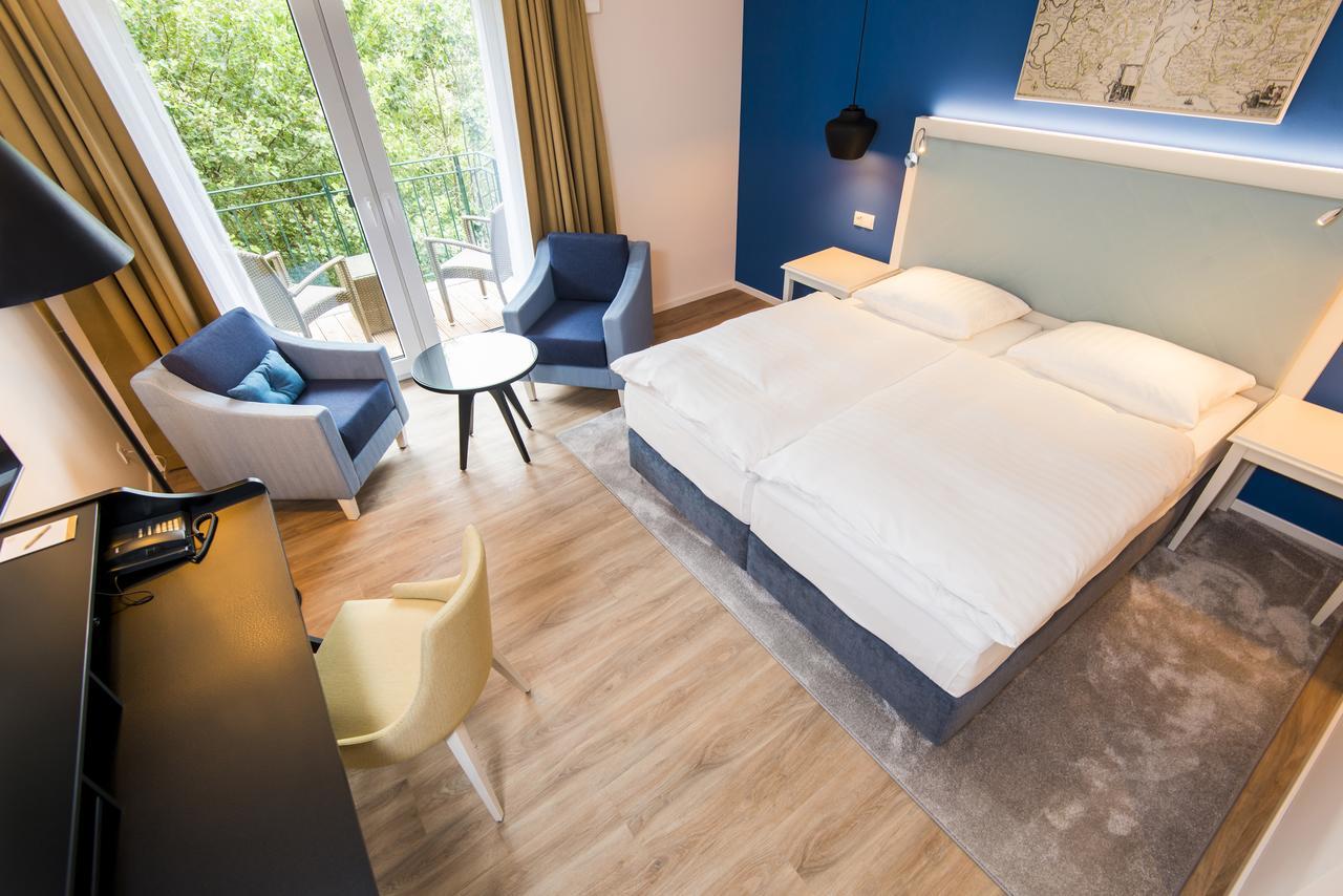 Boutique-Hotel Zur Alten Post บือซุม ภายนอก รูปภาพ