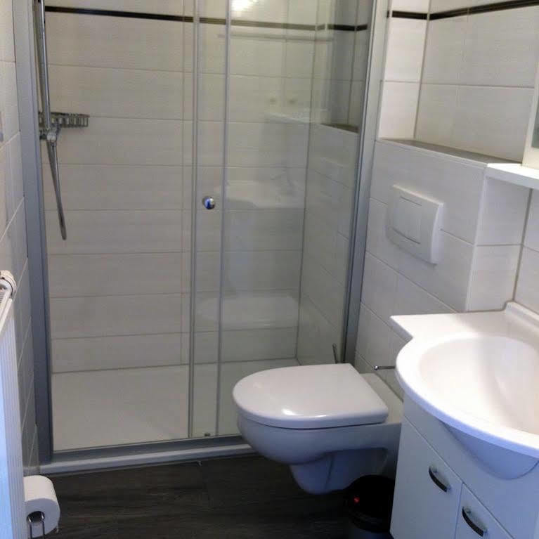 Boutique-Hotel Zur Alten Post บือซุม ภายนอก รูปภาพ